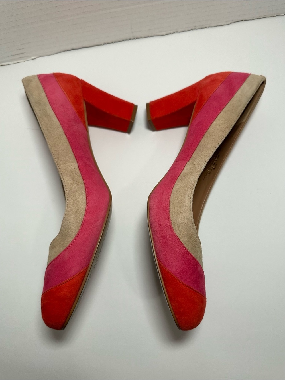 Talbots Women’s Orange Pink Beige Suede Stripe Retro Almond Toe Heel Pump-Size 8 - Picture 7 of 11